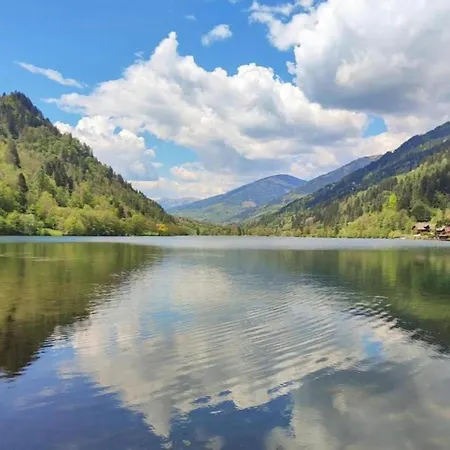 Alpenblick Afritzer Apartamento *