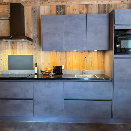 Alpenblick Afritzer Apartamento